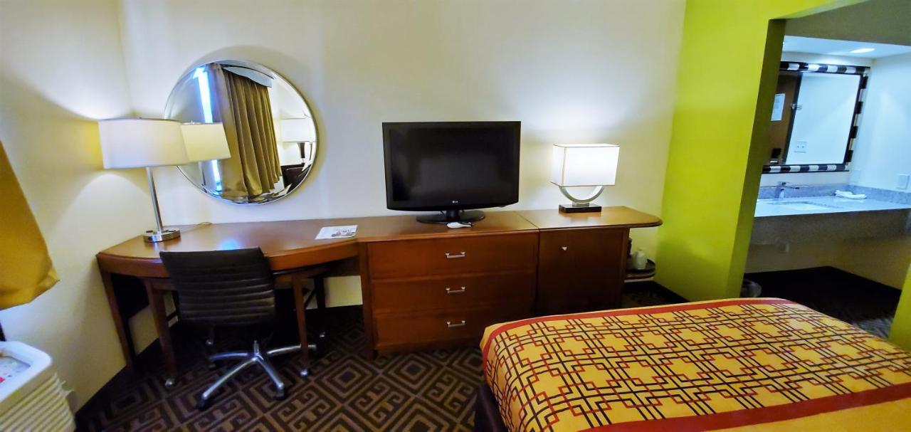 Travel Inn And Suites- Sikeston Miner I-55 Exit-67 Екстер'єр фото