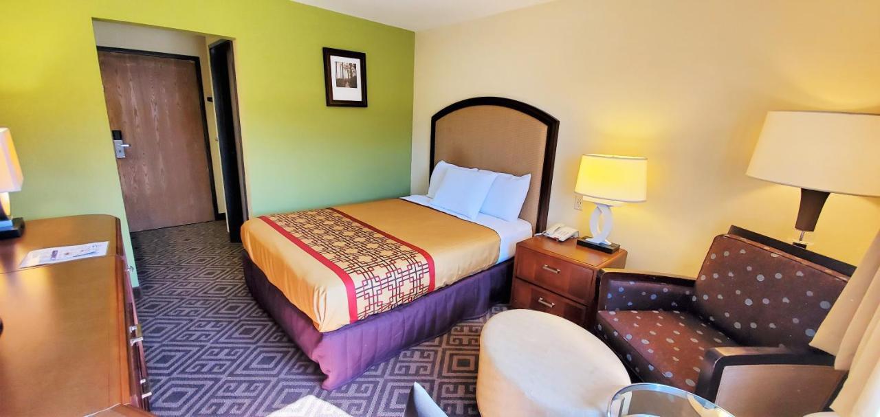 Travel Inn And Suites- Sikeston Miner I-55 Exit-67 Екстер'єр фото